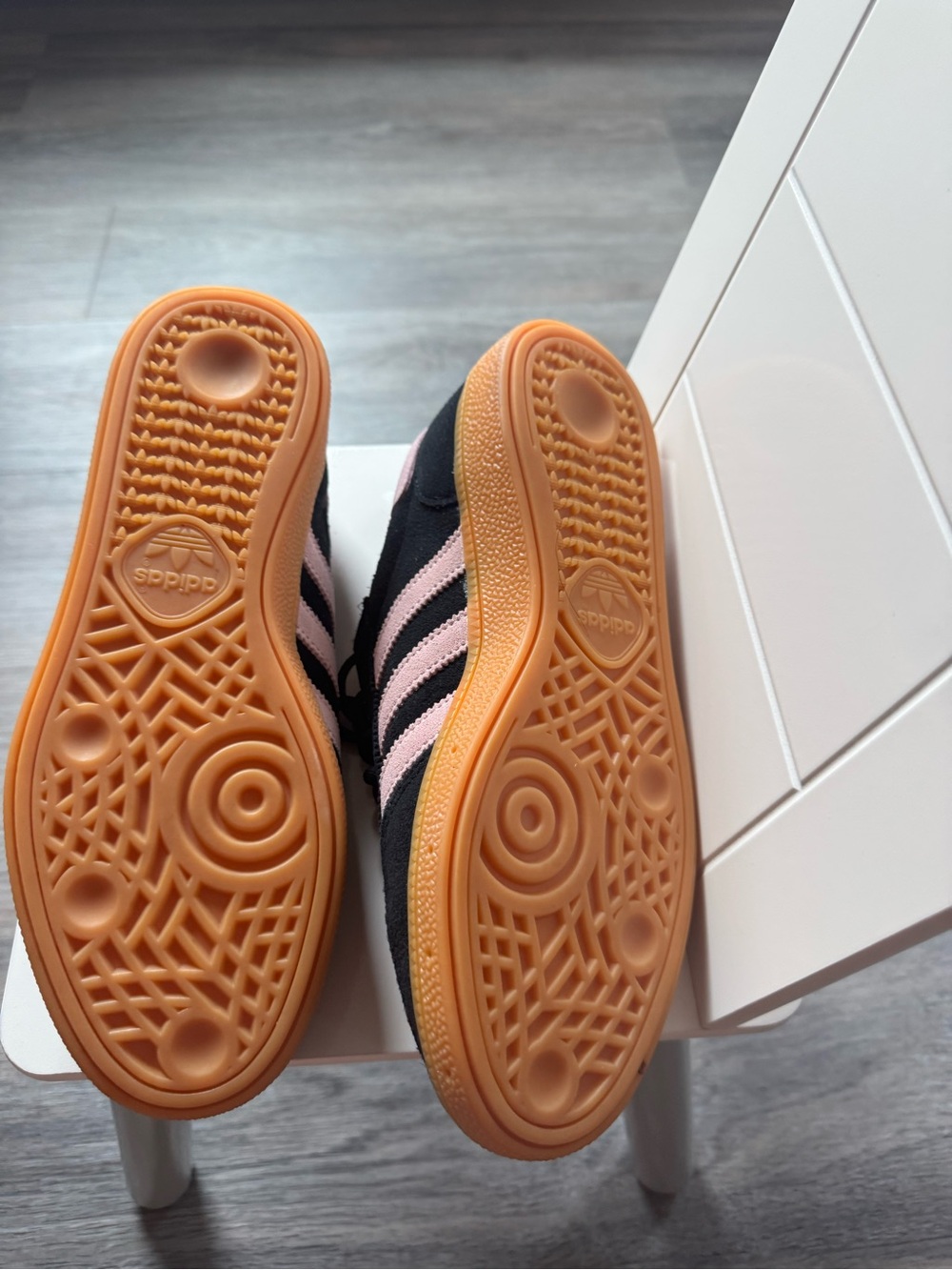 Adidas Handball Spezial Sneakers View 3